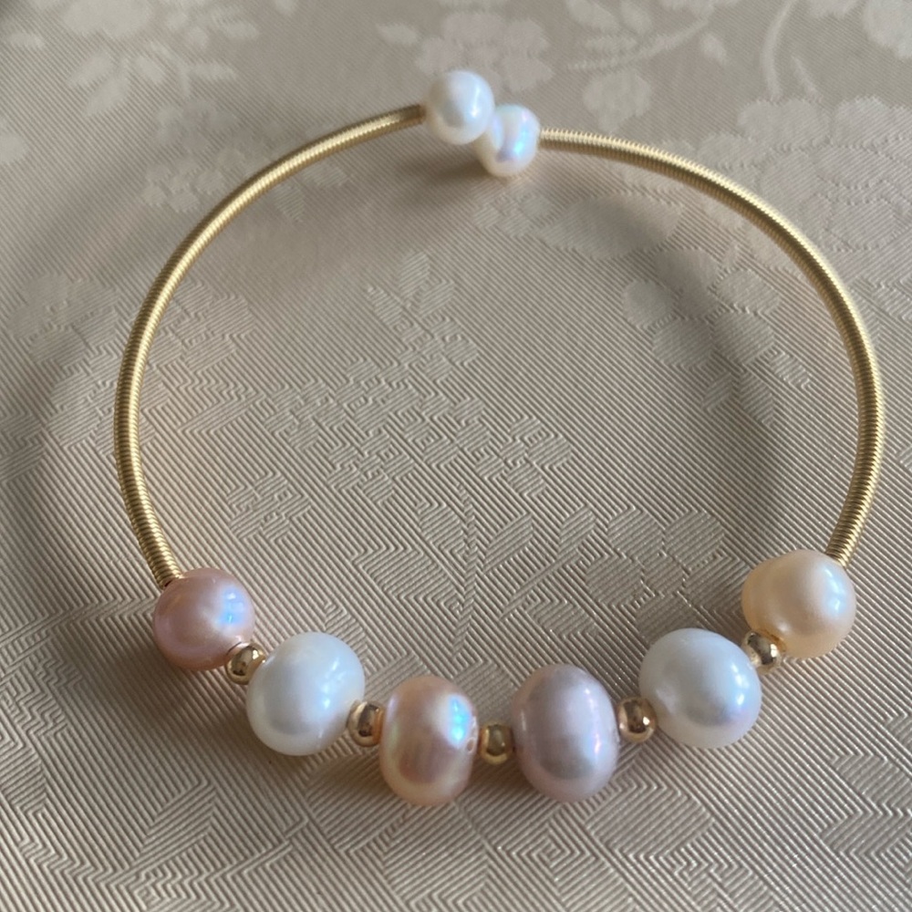 Natural Fresh Water Pearl Bangle